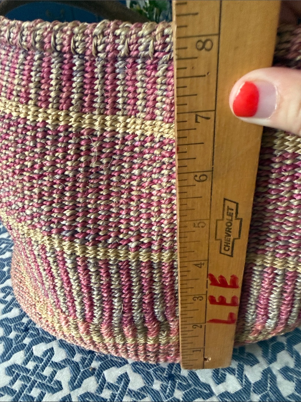 Vintage Handwoven Sisal Market Tote Pink Natural Leather Handles Boho Basket Bag - Picture 10 of 11